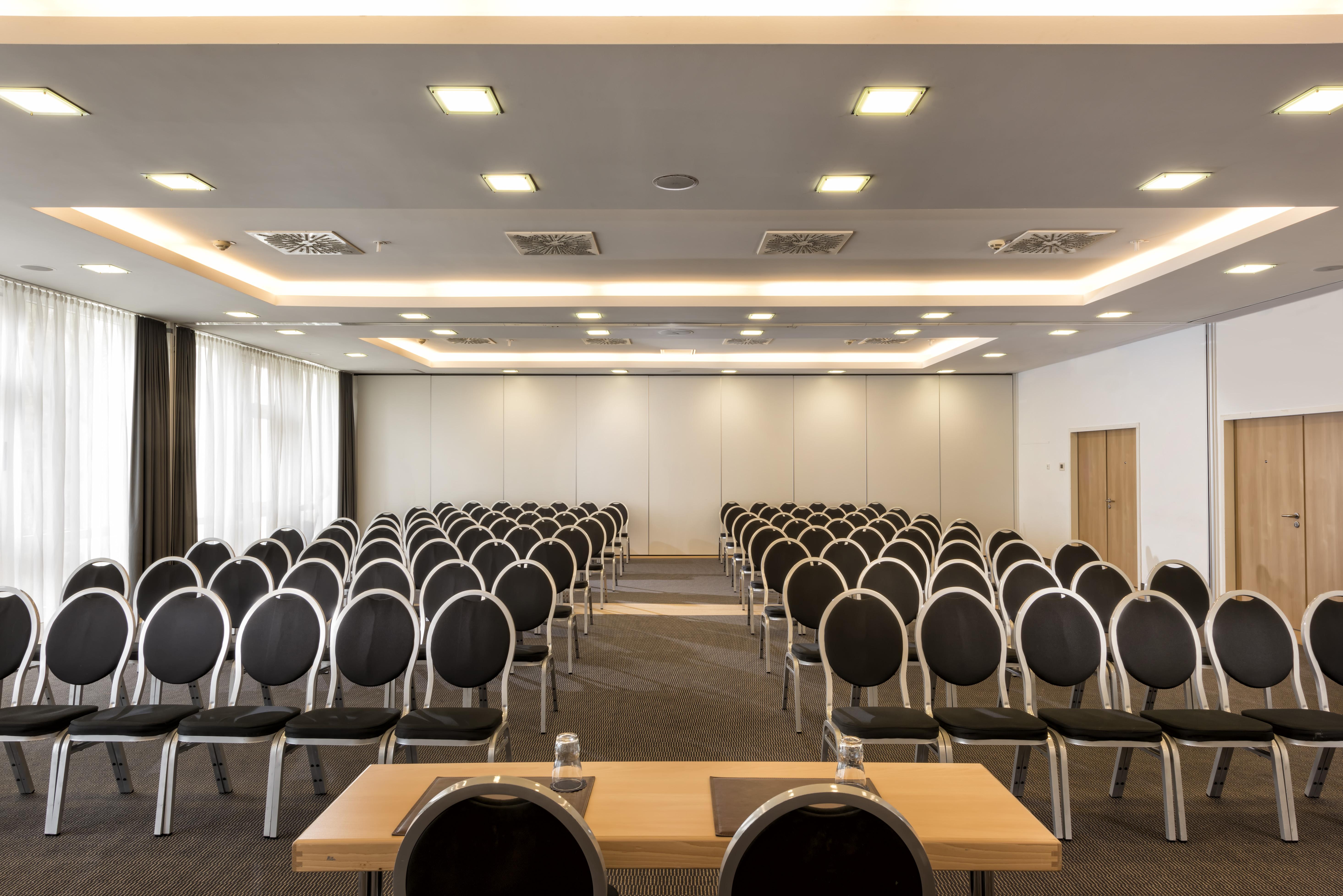 Mercure Hotel Bielefeld Johannisberg Afaceri foto