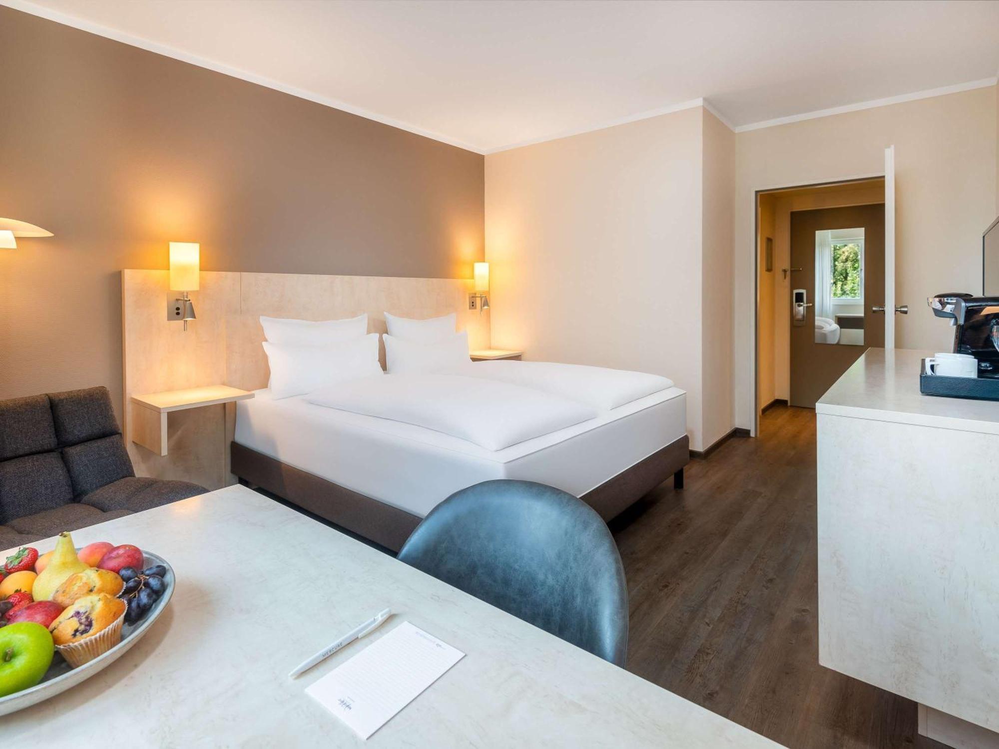 Mercure Hotel Bielefeld Johannisberg Exterior foto